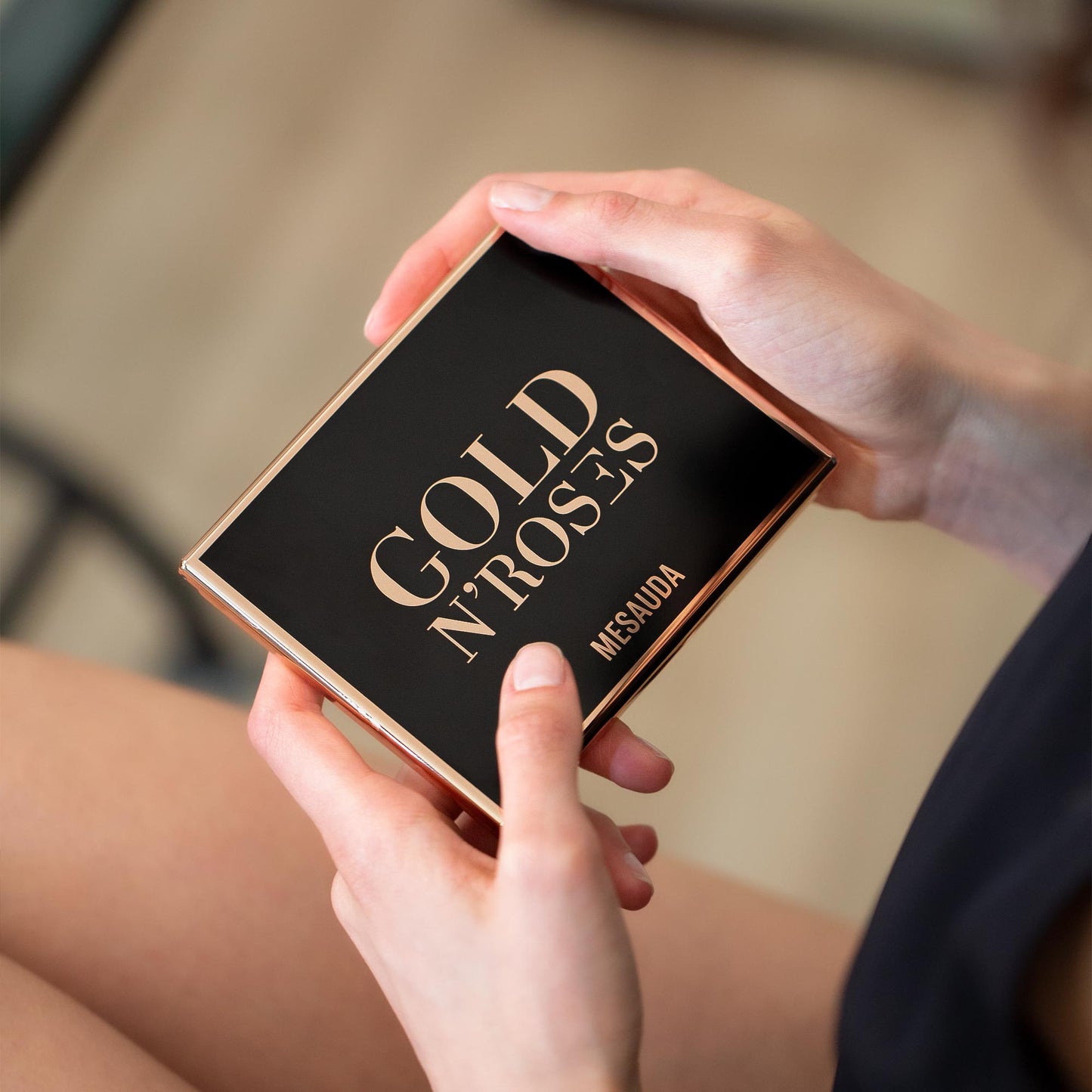 GOLD N'ROSES EYESHADOW PALETTE